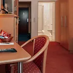 Hotell Avantgarde 3*